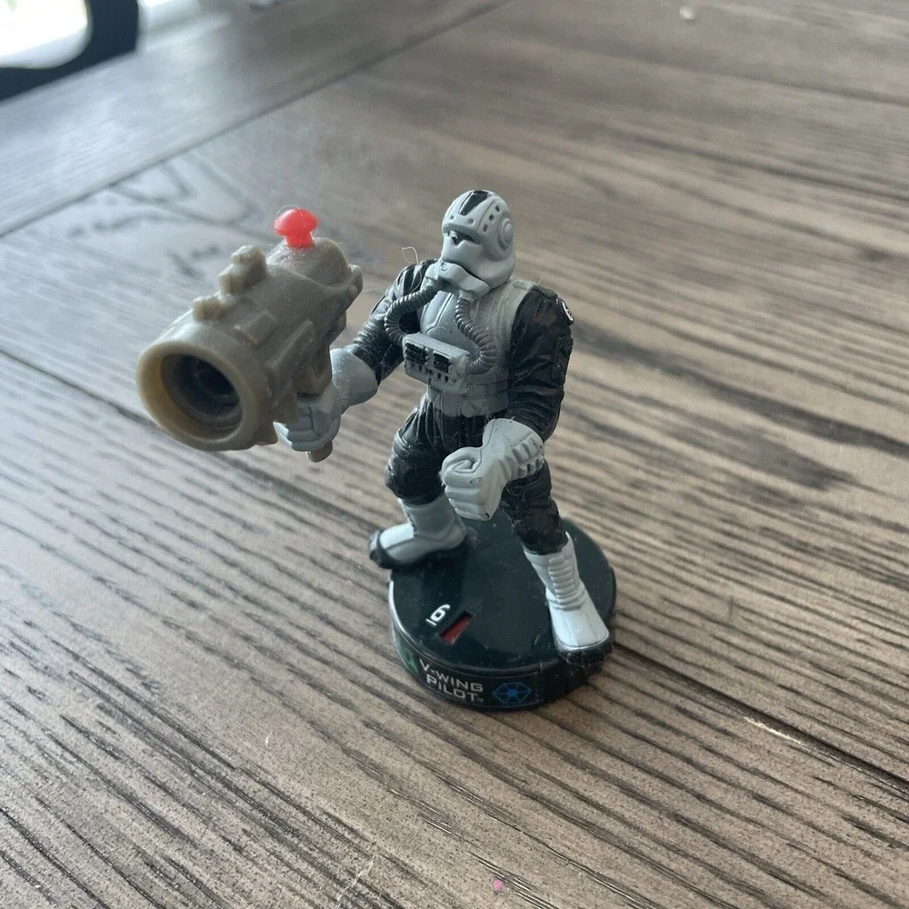 Star Wars 2005 LFL Hasbro Attacktix Battle Masters Game Pieces pilot trooper - Picture 2 of 11